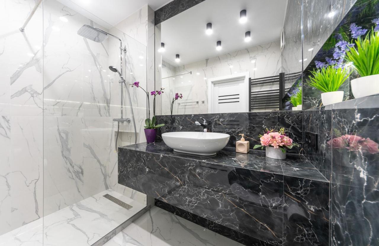Лучшие Апартаменты На 2 Этаже В Жк Seven Kiev Exterior foto