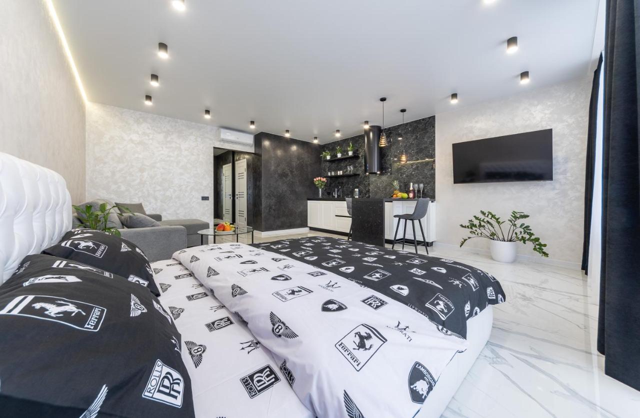 Лучшие Апартаменты На 2 Этаже В Жк Seven Kiev Exterior foto